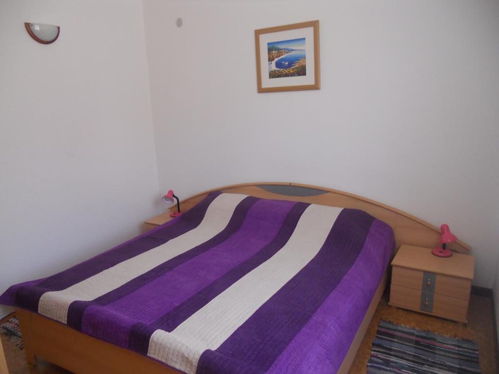 Apartments Villa Alfa Trogir Room photo